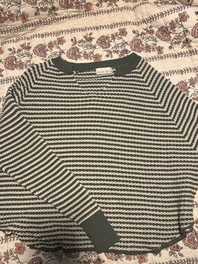 Women’s Striped Sweater - Bêcool
